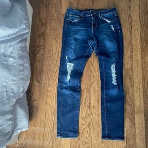 Blue ripped skinny jeans